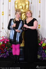 组图：奥斯卡后台-《悲惨世界》获最佳化妆奖