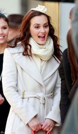 高清组图：莉顿-梅斯特街拍 白色大衣搭配靓包