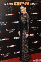 组图：众星亮相幕后英雄盛典 邓超执导新片开拍