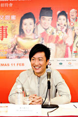 高清组图：《花田喜事2010》大马签名会引千人围观