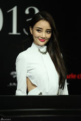 组图：《嘉人》盛典众星盛装出席拼礼服