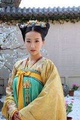 组图：《美人天下》将播 高洋演双面腹黑女