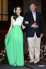 组图：范玮琪新歌送老公 向孙燕姿讨教生子秘方