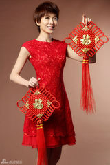 组图：星光大道曝大片 紫檀携人气选手贺元宵