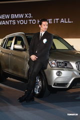 高清组图：任贤齐朋克秀豪车 陈豪陈法拉捧场