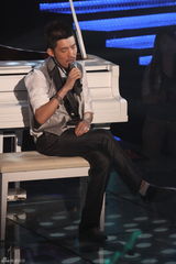 幻灯：《天声王牌》踢馆赛 苑琼丹不敌Miumiu遭淘汰