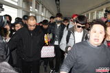 组图：韩国男团2am到港 与粉丝倒数迎圣诞