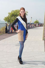 组图：候选中华小姐背景雄厚 徐少强之女曾志伟护航