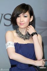 组图：周慧敏蓝裙优雅迷人赞倪震够体贴