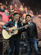 组图：任重《北京青年》发布会上演深情告白