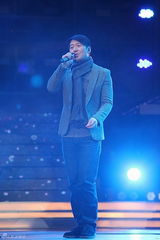 高清图：东方卫视跨年火热上演 郭富城展舞王风范