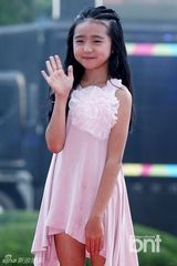 组图：吕珍九等出席15届首尔国际青少年电影节