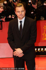 幻灯图集：《关门岛》首映 莱昂纳多亮相成焦点