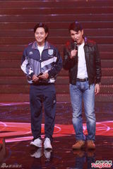 组图：无线46周年台庆亮灯 小生花旦齐出动