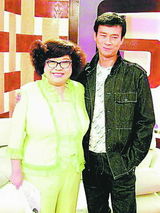 组图：沈殿霞逝世五周年 经典旧照忆肥肥