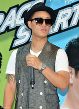 独家高清：《RunningMan》四主持在港办签名会