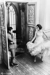 组图：甘露最新杂志大片 演绎极致女人浮华瞬间