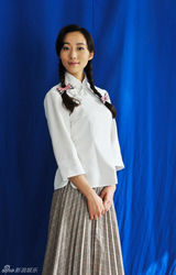 组图：剧版《叶问》首曝郑嘉颖韩雪定妆照