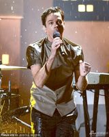 组图：提名大热Fun.乐团主唱Nate Ruess献艺