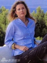 组图：道格拉斯与前妻旧照 为离婚支付4500万