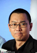 组图：郝蕾亮相发布会身材圆润 疑似男友身份遭曝光