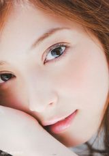 组图：日本女星佐佐木希写真甜美俏皮