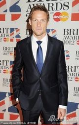 组图：第32届全英奖 F1新科世界冠军简森-巴顿助阵