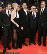 幻灯图集：《关门岛》首映 莱昂纳多亮相成焦点