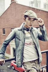 组图：张丹峰雅痞写真演绎冷调绅士