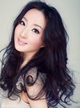 组图：程媛媛拍日系甜美小萝莉范封面