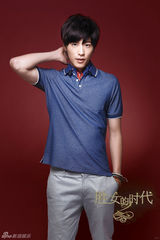 组图：《胜女的时代》曝主创时尚大片