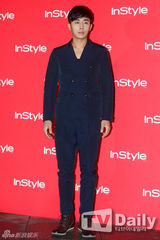 组图：李素妍崔江熙等助阵时尚杂志11周年活动