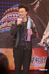 幻灯：新城劲爆颁奖礼落幕 陈奕迅容祖儿称王封后