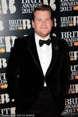 组图：2013全英音乐奖男星帅气亮相红毯