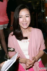 组图：郭晋安被绑塞泡芙 李诗韵李思捷咬面包