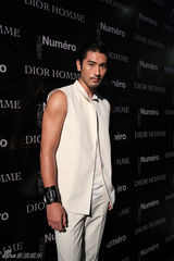 组图：高以翔秦昊等出席《大都市》时尚之夜