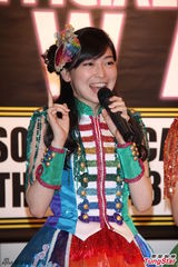 组图：SKE48三位团员来台 彩色裙装亮眼抢镜