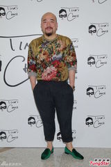 组图：邓丽欣遭催婚 赵雅芝否认与汪明荃不和