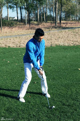 组图：吴奇隆型男亮相首期《明星Do In Style》