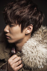 高清组图：韩团NU'EST冬季写真大秀美少年范儿