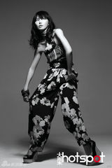 高清图：孙燕姿登杂志封面 重新归来时候刚好