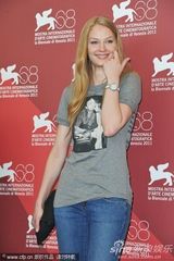 组图：《锅匠裁缝士兵间谍》发布 影帝费尔斯受瞩目