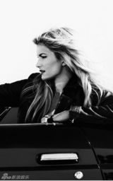 高清组图：名模玛丽莎-米勒最新性感车模照