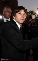 高清组图：好莱坞明星云集棕榈泉 波特曼亚当斯比美