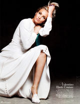 高清组图：39岁卡梅隆-迪亚兹登封面秀熟女魅力