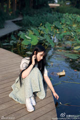 组图：武大女神微博走红 清新甜美运动风