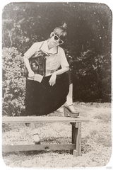 组图：韩女子组合T-ara新碟宣传照曝光大玩复古