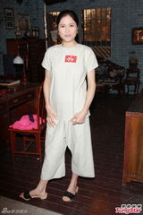 组图：马浚伟回TVB拍剧 与杨怡合演一对