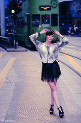 组图：UP Girls香港拍摄写真 热辣比基尼首度曝光