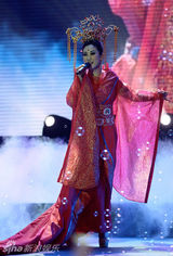 高清组图：芙蓉姐姐个唱 狂跳肚皮舞多个造型亮眼